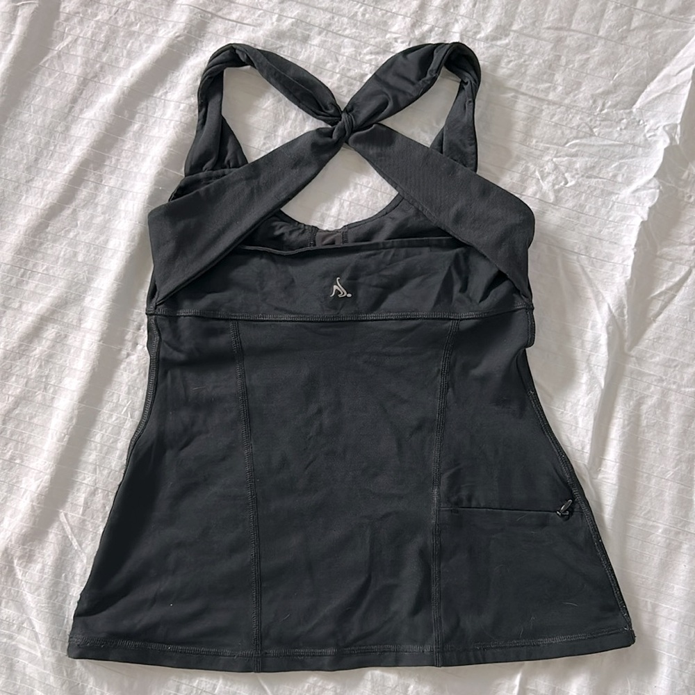 Nancy Rose Workout top - Picture 2 of 2
